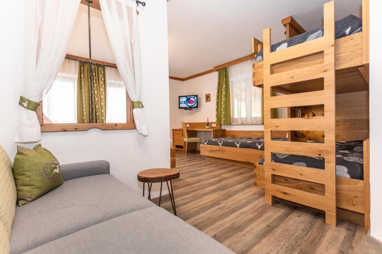 באד הופגסטין Hotel-Pension Lackenbauer מראה חיצוני תמונה